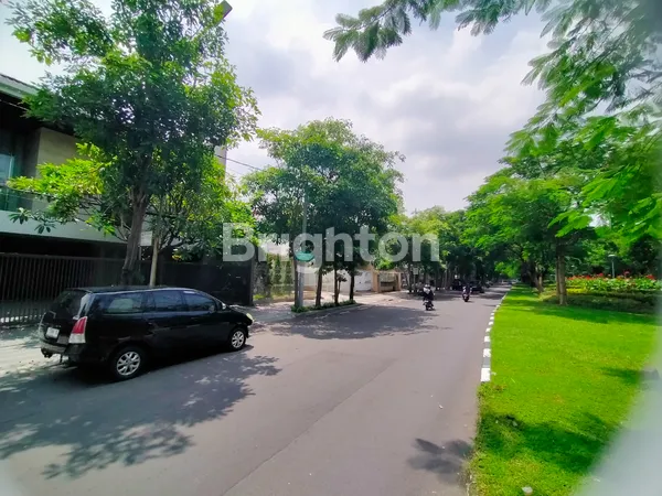 image DIJUAL CEPAT RUMAH 2 LANTAI DI RAYA DHARMAHUSADA INDAH SURABAYA - LOKASI PREMIUM ! (2)