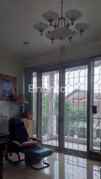 image RUMAH KEBUN JERUK DEKAT TANJUNG DUREN  JAKARTA BARAT (7)