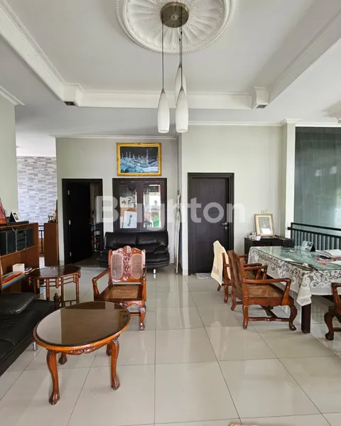 image TENANG, VIEW 3 GUNUNG, VENTILASI UDARA & SINAR IRIT LISTRIK, JL. G. AGUNG SEMARANG (5)