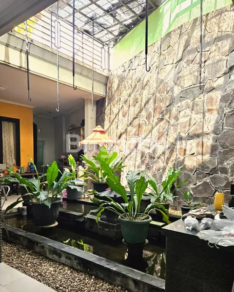 image TENANG, VIEW 3 GUNUNG, VENTILASI UDARA & SINAR IRIT LISTRIK, JL. G. AGUNG SEMARANG (7)