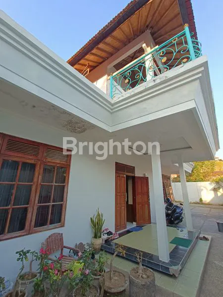 image RUMAH LANTAI DUA DI SIDAKARYA DENPASAR (2)