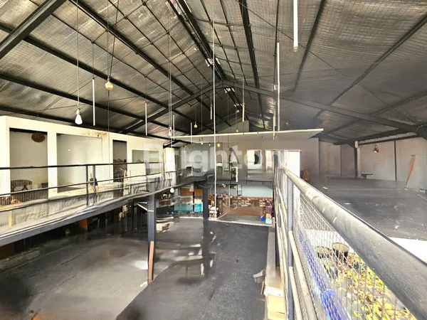 image SHOW ROOM, GUDANG, PAKET, CAFE DI DR. CIPTO SEMARANG (3)