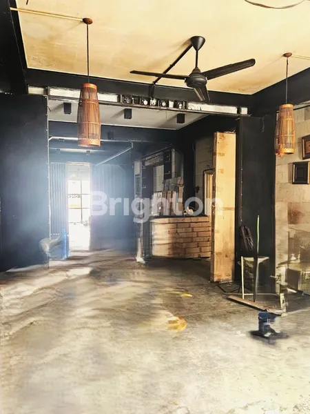 image SHOW ROOM, GUDANG, PAKET, CAFE DI DR. CIPTO SEMARANG (7)