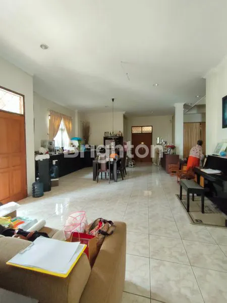 image RUMAH BESAR SIAP HUNI DI SETRA DUTA BANDUNG (2)