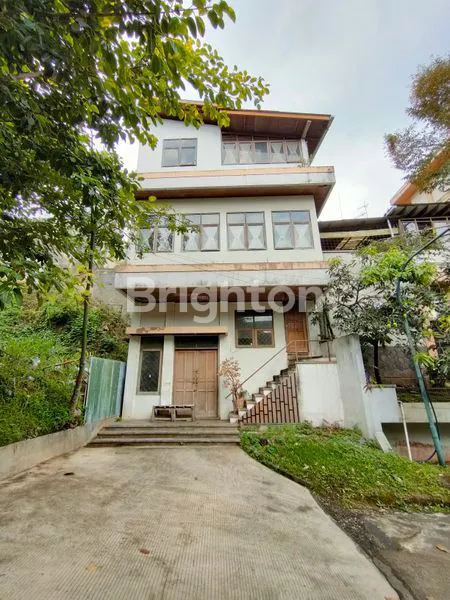 image RUMAH BESAR SIAP HUNI DI SETRA DUTA BANDUNG (8)