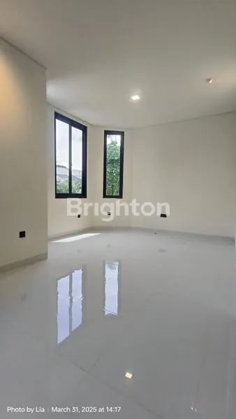 image RUMAH MEWAH SIAP HUNI DI THE EMINENT BSD – BANGUNAN MANDIRI, LOKASI PREMIUM! (6)