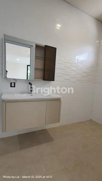 image RUMAH MEWAH SIAP HUNI DI THE EMINENT BSD – BANGUNAN MANDIRI, LOKASI PREMIUM! (7)