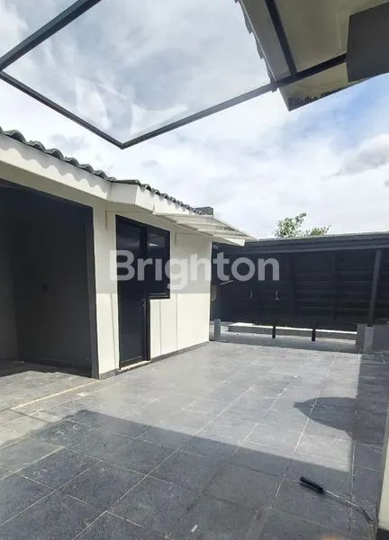 image RUMAH MEWAH SIAP HUNI DI THE EMINENT BSD – BANGUNAN MANDIRI, LOKASI PREMIUM! (8)