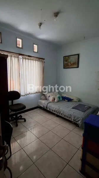 image RUMAH NYAMAN YANG TERAWAT SIAP HUNI DI TATAR WANGSAKERTA KBP (7)