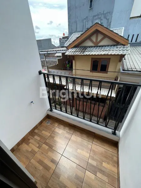 image RUMAH SIAP HUNI 2 LANTAI FULL DI PORIS INDAH (8)