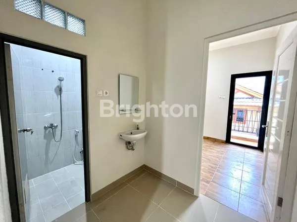 image RUMAH SIAP HUNI 2 LANTAI FULL DI PORIS INDAH (6)