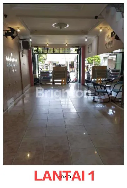 image RUMAH  TIGA LANTAI MENCENG RAYA  JAKARTA BARAT (2)