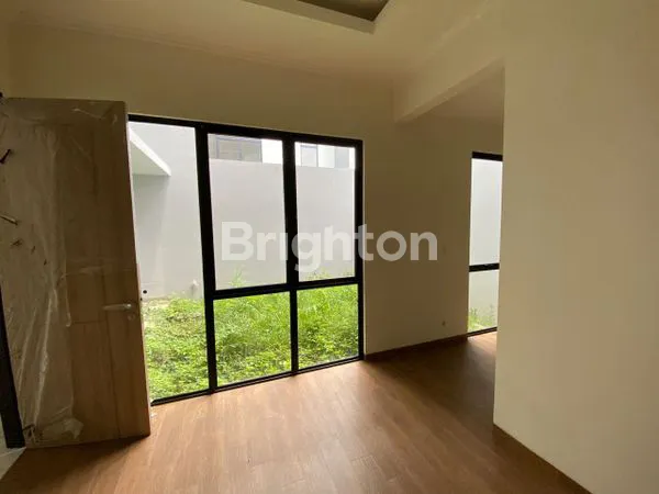 image RUMAH MEWAH DI SUVARNA SUTERA – CLUSTER MERANTI, TANGGERANG CIKUPA (3)