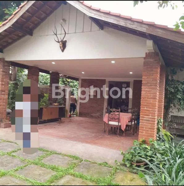 image RUMAH MURAH CLASSIC, HALAMAN LUAS DAN ASRI (8)