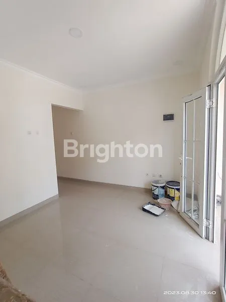 image RUMAH BARU KLASIK 2 LT  ANGEL RESIDENCE JAKARTA BARAT  (4)
