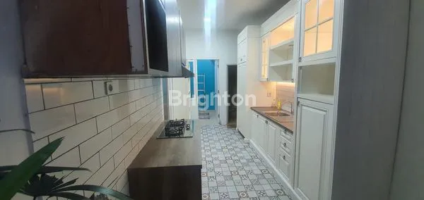 image RUMAH CLUSTER 2LANTAI FULL DESIGN, FURNISHED & ELECTRONIC SERPONG. JAYA ROW 8METER (3)