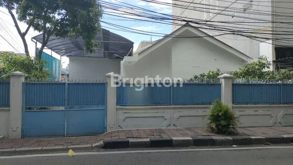 image RUMAH BAGUS KOMERSIL COCOK UNTUK TINGGAL ATAU USAHA , COCOK UNTUK CAFE, KOST KOSTAN , PINGGIR JALAN UTAMA, TANJUNG DUREN, JAKARTA BARAT  (1)