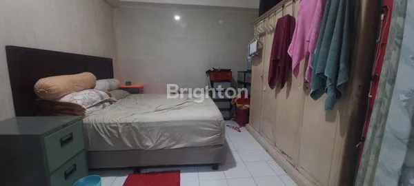 image RUMAH BAGUS KOMERSIL COCOK UNTUK TINGGAL ATAU USAHA , COCOK UNTUK CAFE, KOST KOSTAN , PINGGIR JALAN UTAMA, TANJUNG DUREN, JAKARTA BARAT  (6)