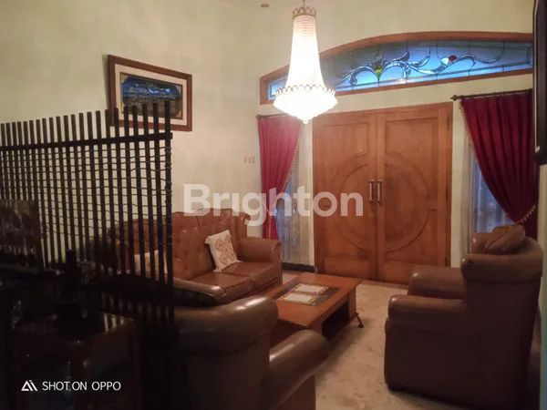 image RUMAH BESAR DI LINGKAR TIMUR DENGAN PERABOTAN (5)