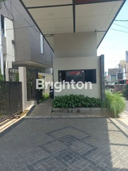 image THE ASTELIA BINTARO HUNIAN 3 LANTAI PREMIUM DENGAN ATTIC & ROOFTOP (8)