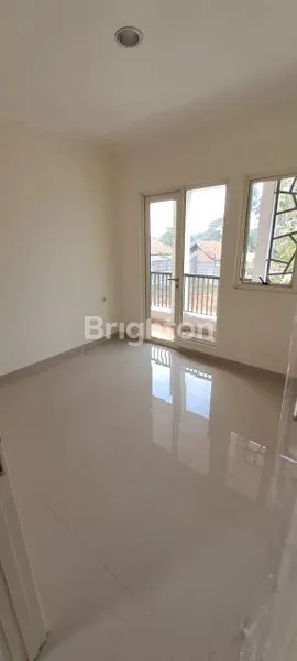 image RUMAH CLUSTER ELYSIA SUVARNA SUTERA (3)