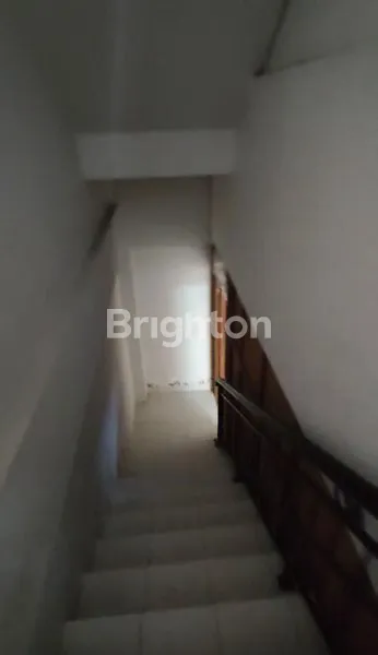 image RUKO DISEWAKAN DI JALAN SUNSETROAD BALI  (6)