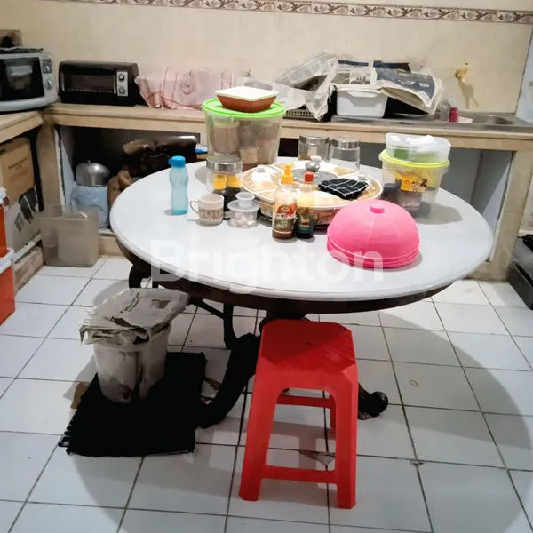 image RUMAH 2 LANTAI STRATEGIS PINGGIR JALAN HIDUP/RAMAI BEBAS BANJIR COCOK UNTUK HUNIAN NYAMAN, KOS-KOSAN, RUKO, KLINIK, BANK, MINI MARKET, PALMERAH JAKARTA BARAT (5)