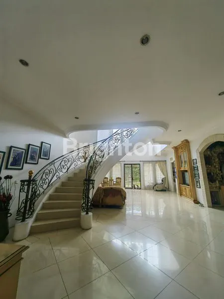image RUMAH DI   LIPPO KARAWACI TANGERANG (3)