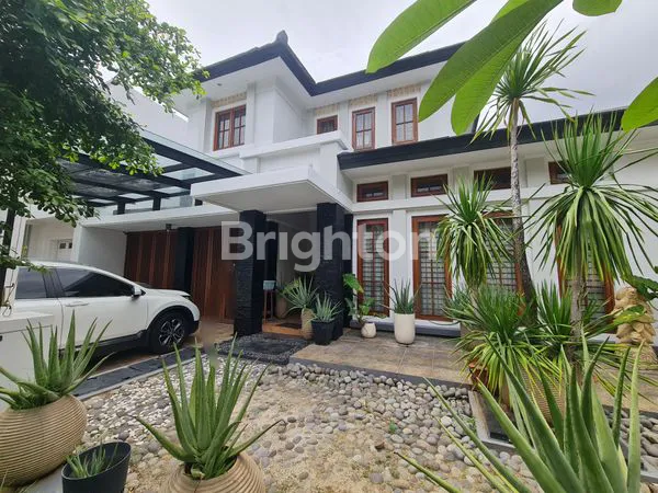 RUMAH MINIMALIS DAN ASRI DALAM CLUSTER EKSKLUSIF DI SEKTOR 9 BINTARO