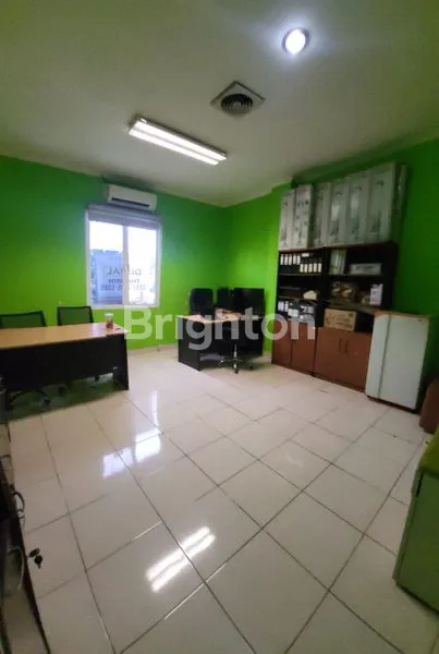 image RUKO 3 LANTAI BOULEVARD GADING SERPONG DEKAT POLSEK KELAPA DUA (4)