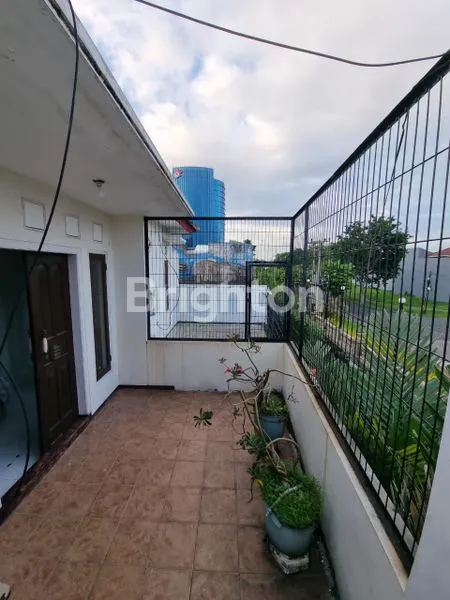 image RUMAH 2 LANTAI TERAWAT BAGUS KLAMPIS SACHAROSA (7)