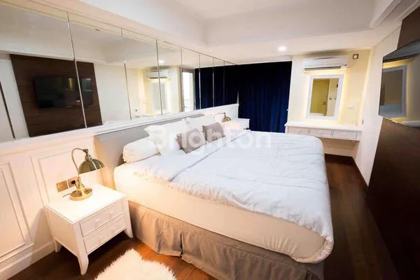 APARTEMEN WARHOL / LOUIS KIENNE SIMPANG LIMA SEMARANG