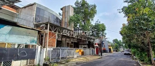 image RUMAH 2 LANTAI STRATEGIS DI KRUKAH, DEKAT ROYAL PLAZA & RSAL (1)