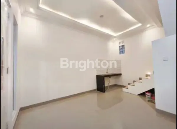 image JUAL MURAH RUMAH BARU 3 LANTAI KEBON JERUK JAKARTA BARAT (5)