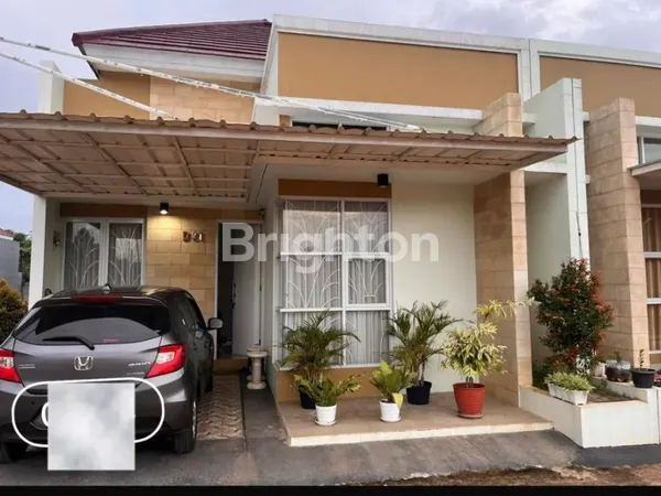 image RUMAH BARU DALAM CLUSTER TRIA ADARA SERPONG TANGERANG SELATAN (1)