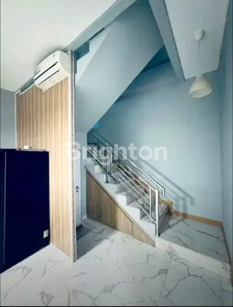 image RUMAH CANTIK 3 LANTAI DI KELAPA GADING JAKARTA UTARA (4)
