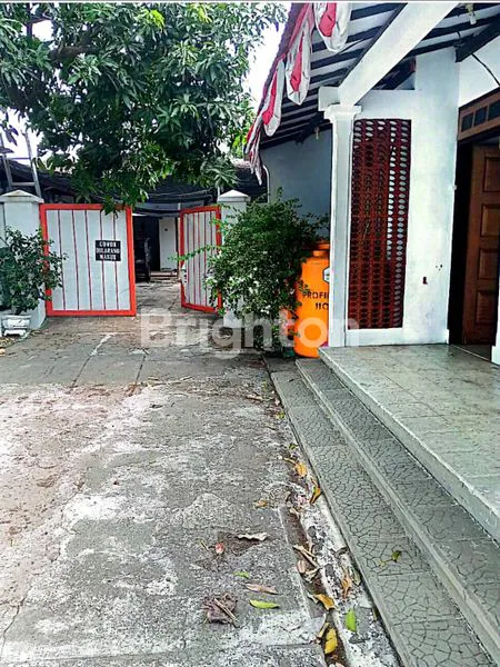 image RUMAH NYAMAN DI JALAN PENANGGUNGAN KOTA KEDIIRI (5)