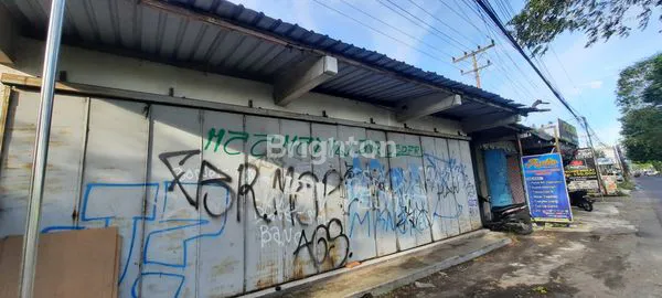 image RUMAH STRATEGIS HITUNG TANAH PINGGIR JALAN RAYA GEDANGAN SOLOBARU (1)