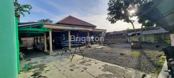 image RUMAH STRATEGIS HITUNG TANAH PINGGIR JALAN RAYA GEDANGAN SOLOBARU (7)