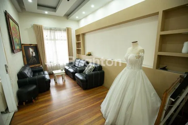 image RUMAH CITRA GARDEN 2 EXTENTION 4 LANTAI SEMI FURNISHED (5)