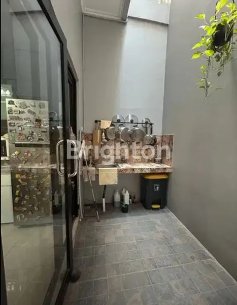 image JUAL CEPAT RUMAH FULL FURNISHED 3 LT BU DURI KOSAMBI (7)
