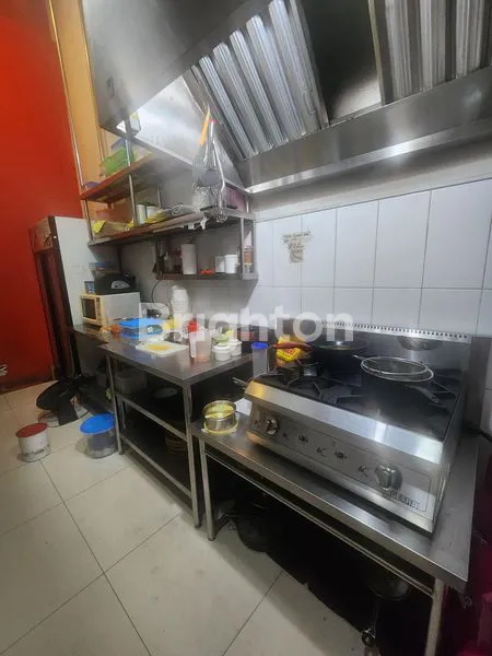 image RUKO DAN CAFE DIJUAL COMPLETE FULL FURNISHED DI BROOKLYN ALAM SUTRA (5)