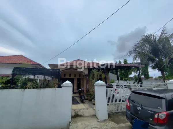 image RUMAH IDAMAN YANG LUAS DAN DENGAN HALAMAN YANG LUAS JUGA (2)