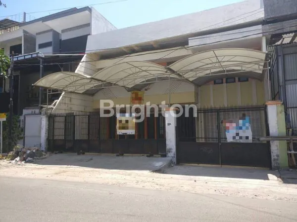 image RUMAH PUCANG KEREP 2,5 LANTAI (1)