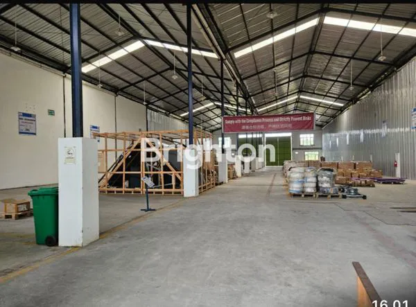 image GUDANG SEWA DI KARIANGAU (3)