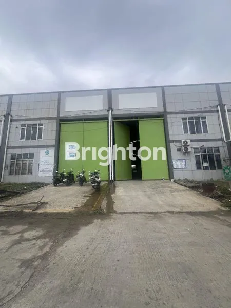 image GUDANG SEWA DI KARIANGAU (8)