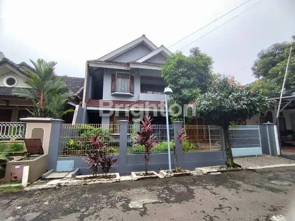 image DIJUAL RUMAH DI KAWASAN PASAR MINGGU (2)