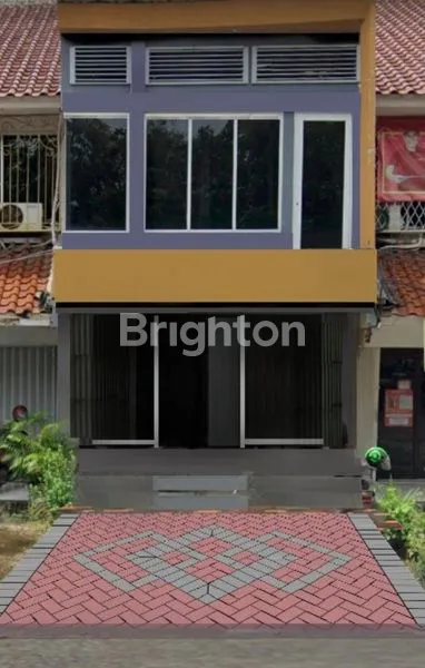 image MURAH-SGT STRATEGIS PINGGIR JALAN RAYA, RUKO DI KELAPA GADING, JAKARTA UTARA (KODE RMRG 2730) (4)