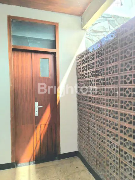 image RUMAH LUAS 325 M2 DI PUSAT KOTA BANDUNG, DEKAT PASAR CIHAPIT & GEDUNG SATE (5)