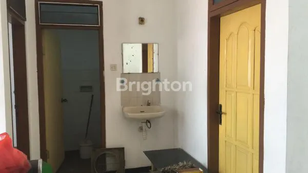 image RUMAH 1 LANTAI DI PERUMAHAN GRIYA BABATAN MUKTI WIYUNG (3)